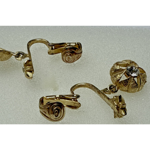 Vintage Atomic Starburst Star Clip On Dangle Earrings Rhinestone - Picture 12 of 15